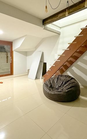 Casa para alugar com 280m², 3 quartos e 2 vagasSala de TV