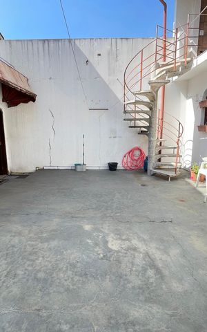 Casa para alugar com 115m², 6 quartos e 2 vagas Casa para alugar com 115m², 6 quartos e 2 vagasQuintal