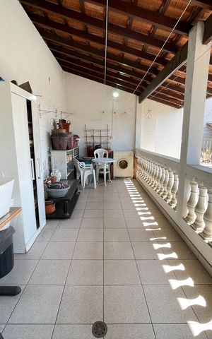 Casa para alugar com 115m², 6 quartos e 2 vagas Casa para alugar com 115m², 6 quartos e 2 vagasÁrea de Serviço