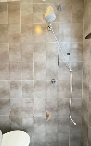 Casa para alugar com 115m², 6 quartos e 2 vagas Casa para alugar com 115m², 6 quartos e 2 vagasBanheiro 2