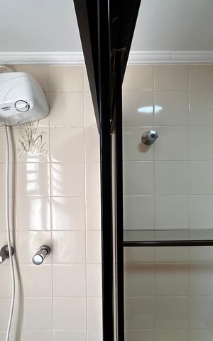 Apartamento para alugar com 150m², 2 quartos e 2 vagas Apartamento para alugar com 150m², 2 quartos e 2 vagasBanheiro da Suíte