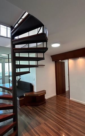 Apartamento para alugar com 150m², 2 quartos e 2 vagas Apartamento para alugar com 150m², 2 quartos e 2 vagasSala de estar