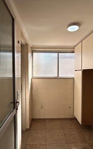Apartamento para alugar com 150m², 2 quartos e 2 vagas Apartamento para alugar com 150m², 2 quartos e 2 vagasÁrea de Serviço
