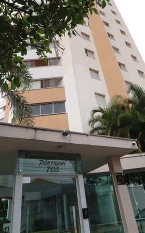 Apartamento para alugar com 274m², 3 quartos e 3 vagasFachada e portaria