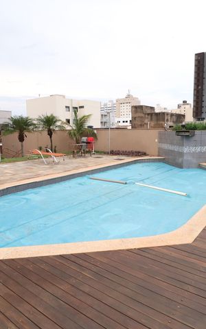 Apartamento para alugar com 274m², 3 quartos e 3 vagasÁrea comum - Piscina
