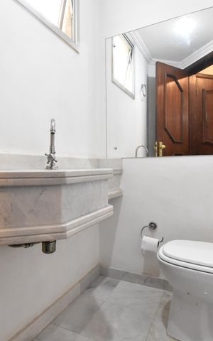 Apartamento à venda com 208m², 3 quartos e 2 vagasLavabo