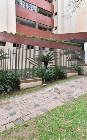 Apartamento à venda com 208m², 3 quartos e 2 vagasFachada