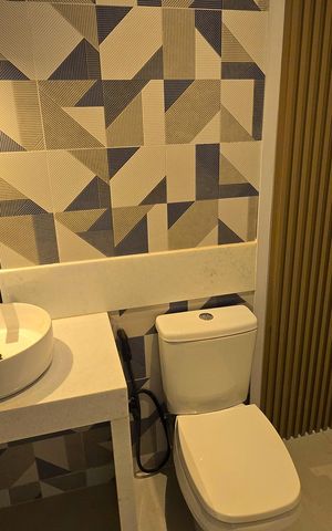 Apartamento à venda com 150m², 4 quartos e 2 vagas Apartamento à venda com 150m², 4 quartos e 2 vagasBanheiro