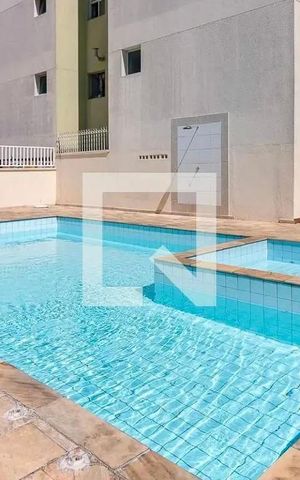 Apartamento à venda com 60m², 2 quartos e 1 vaga Apartamento à venda com 60m², 2 quartos e 1 vagaÁrea comum - Piscina