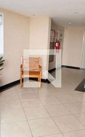 Apartamento à venda com 60m², 2 quartos e 1 vaga Apartamento à venda com 60m², 2 quartos e 1 vagaHall social