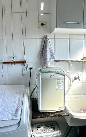 Apartamento à venda com 60m², 2 quartos e 1 vaga Apartamento à venda com 60m², 2 quartos e 1 vagaÁrea de Serviço