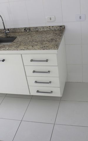 Apartamento à venda com 56m², 2 quartos e 2 vagasCozinha 