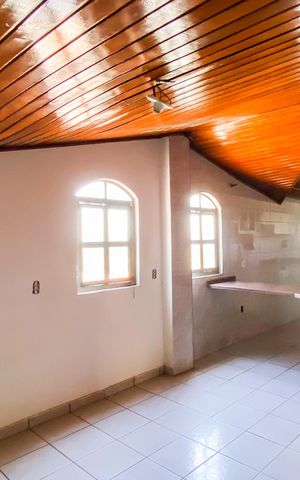 Casa para alugar com 160m², 2 quartos e sem vaga Casa para alugar com 160m², 2 quartos e sem vagaSala