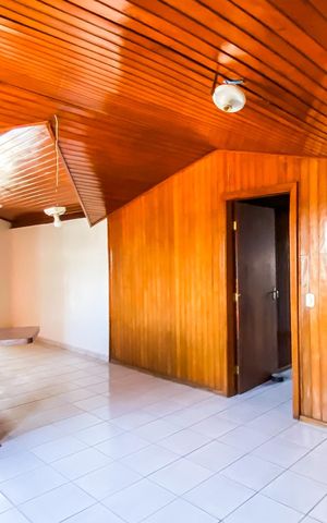 Casa para alugar com 160m², 2 quartos e sem vaga Casa para alugar com 160m², 2 quartos e sem vagaSala