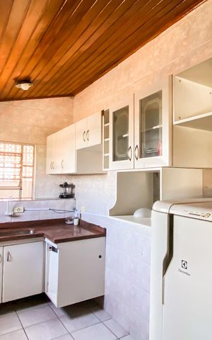Casa para alugar com 160m², 2 quartos e sem vaga Casa para alugar com 160m², 2 quartos e sem vagaCozinh