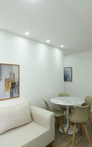 Apartamento à venda com 45m², 2 quartos e 1 vaga Apartamento à venda com 45m², 2 quartos e 1 vagaSala