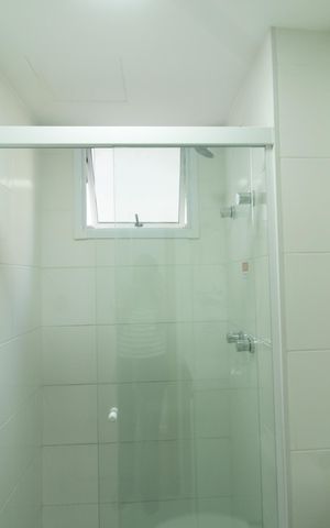 Apartamento à venda com 45m², 2 quartos e 1 vaga Apartamento à venda com 45m², 2 quartos e 1 vagaBanheiro