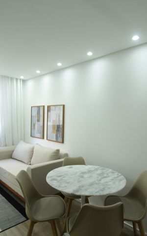 Apartamento à venda com 45m², 2 quartos e 1 vaga Apartamento à venda com 45m², 2 quartos e 1 vagaSala