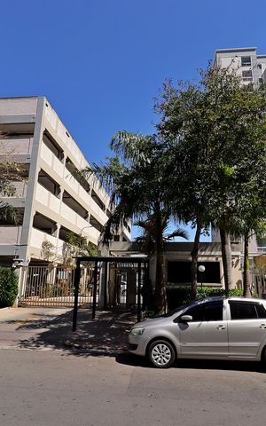 Apartamento à venda com 60m², 2 quartos e 1 vagaÁrea Comum - Mercadinho 24h
