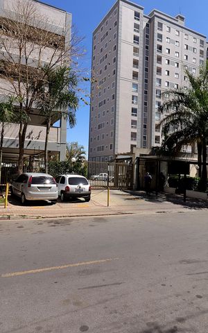 Apartamento à venda com 60m², 2 quartos e 1 vagaÁrea Comum - Mercadinho 24h