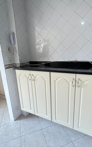 Apartamento à venda com 63m², 2 quartos e 1 vagaCozinha - Armários