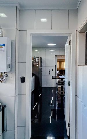 Apartamento à venda com 186m², 3 quartos e 2 vagasÁrea de Serviço