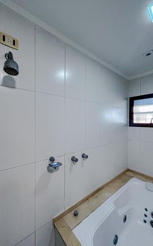 Apartamento à venda com 186m², 3 quartos e 2 vagasBanheiro da Suíte 3