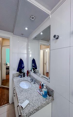 Apartamento à venda com 186m², 3 quartos e 2 vagasBanheiro da Suíte 2