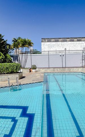 Apartamento à venda com 186m², 3 quartos e 2 vagasÁrea comum - Piscina