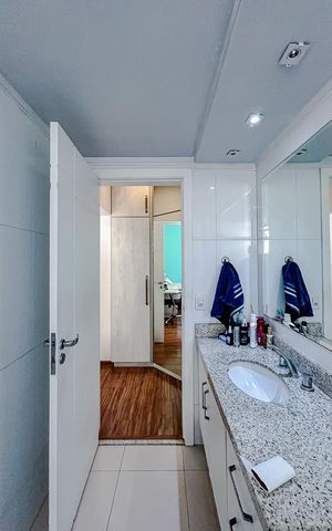 Apartamento à venda com 186m², 3 quartos e 2 vagasBanheiro da Suíte 2