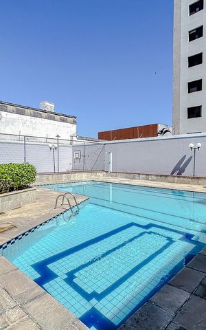 Apartamento à venda com 186m², 3 quartos e 2 vagasÁrea comum - Piscina