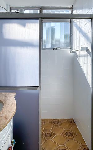 Apartamento para alugar com 68m², 3 quartos e sem vaga
