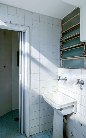 Apartamento para alugar com 68m², 3 quartos e sem vaga