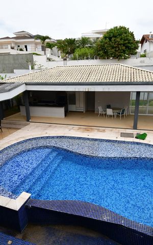 Casa de condomínio à venda com 900m², 5 quartos e 6 vagasVista da Sacada da Suíte 4