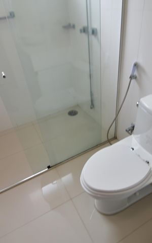 Casa de condomínio à venda com 900m², 5 quartos e 6 vagasBanheiro Suíte 5
