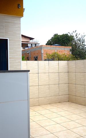 Casa para alugar com 82m², 2 quartos e 2 vagasVaranda