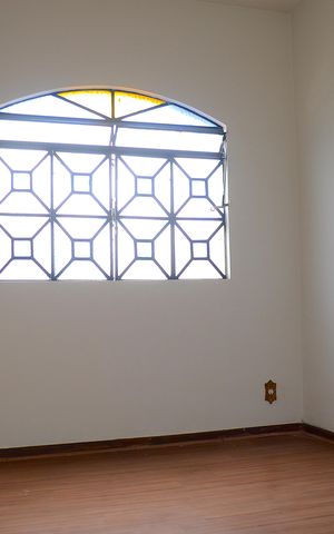Casa para alugar com 82m², 2 quartos e 2 vagasQuarto 2