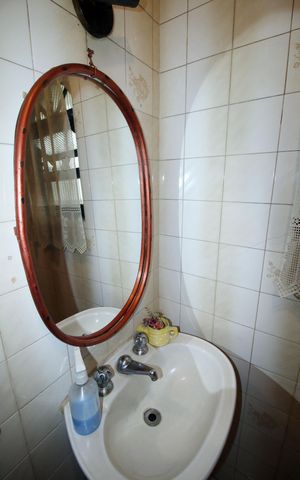 Apartamento à venda com 76m², 2 quartos e 1 vagaBanheiro Social