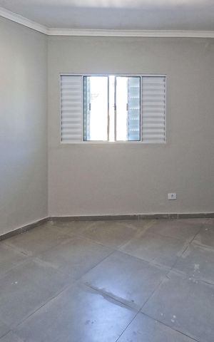 Casa para alugar com 42m², 1 quarto e sem vaga