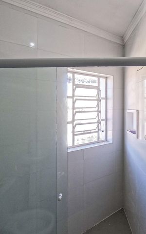 Casa para alugar com 42m², 1 quarto e sem vaga