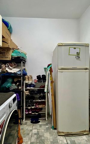 Casa à venda com 160m², 3 quartos e 1 vaga Casa à venda com 160m², 3 quartos e 1 vagaLavanderia