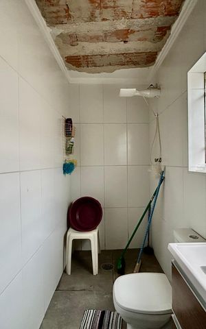 Casa à venda com 160m², 3 quartos e 1 vaga Casa à venda com 160m², 3 quartos e 1 vagaBanheiro
