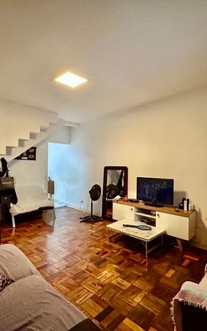 Casa à venda com 160m², 3 quartos e 1 vaga Casa à venda com 160m², 3 quartos e 1 vagaSala