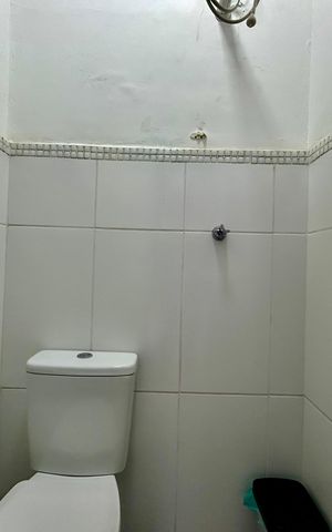 Casa à venda com 160m², 3 quartos e 1 vaga Casa à venda com 160m², 3 quartos e 1 vagaBanheiro de serviço