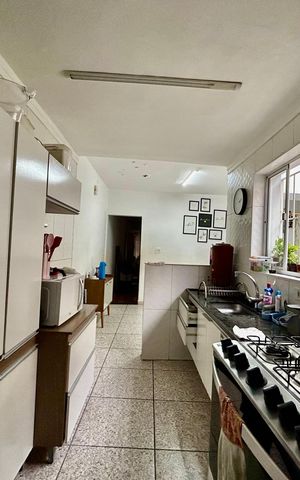 Casa à venda com 160m², 3 quartos e 1 vaga Casa à venda com 160m², 3 quartos e 1 vagaCozinha