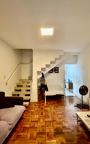 Casa à venda com 160m², 3 quartos e 1 vaga Casa à venda com 160m², 3 quartos e 1 vagaSala