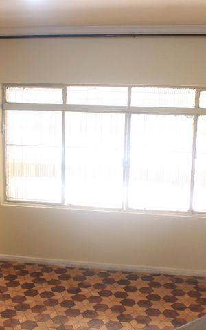 Casa à venda com 120m², 2 quartos e 2 vagasSala