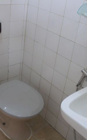 Casa à venda com 120m², 2 quartos e 2 vagasBanheiro de serviço