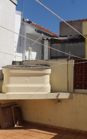 Casa à venda com 120m², 2 quartos e 2 vagasQuintal