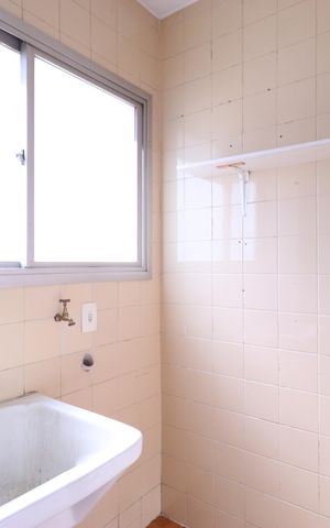 Apartamento à venda com 59m², 2 quartos e 1 vagaCozinha e Área de serviço 